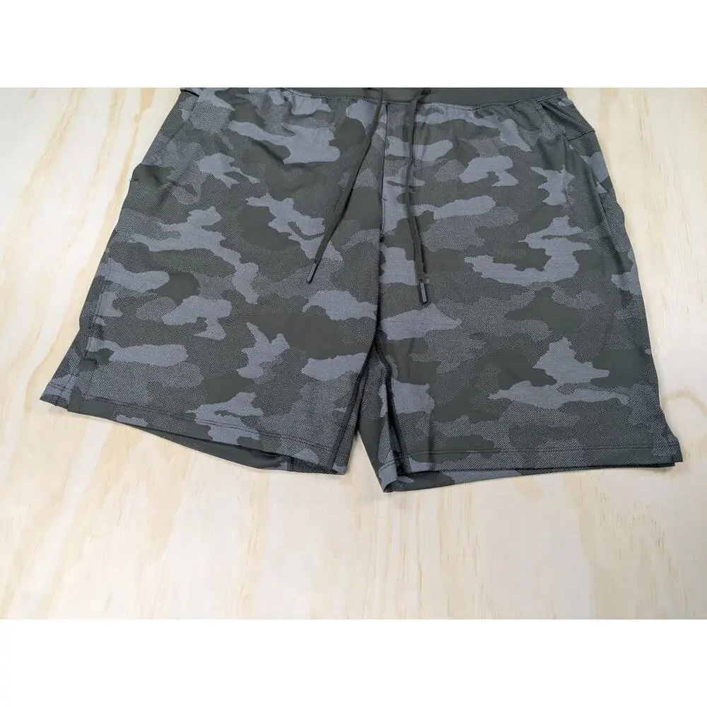 Lululemon Men's XL Pace Breaker Lined Short Green Camo Athletic Gym Zip Pocket